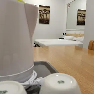 https://airport-boulevard-guesthouse.italymilanhotels.net